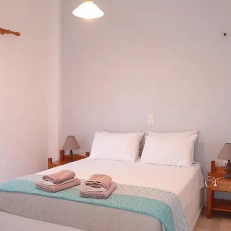 Cosy Apartment Near The Sea Kokkinos Pirgos Exterior photo